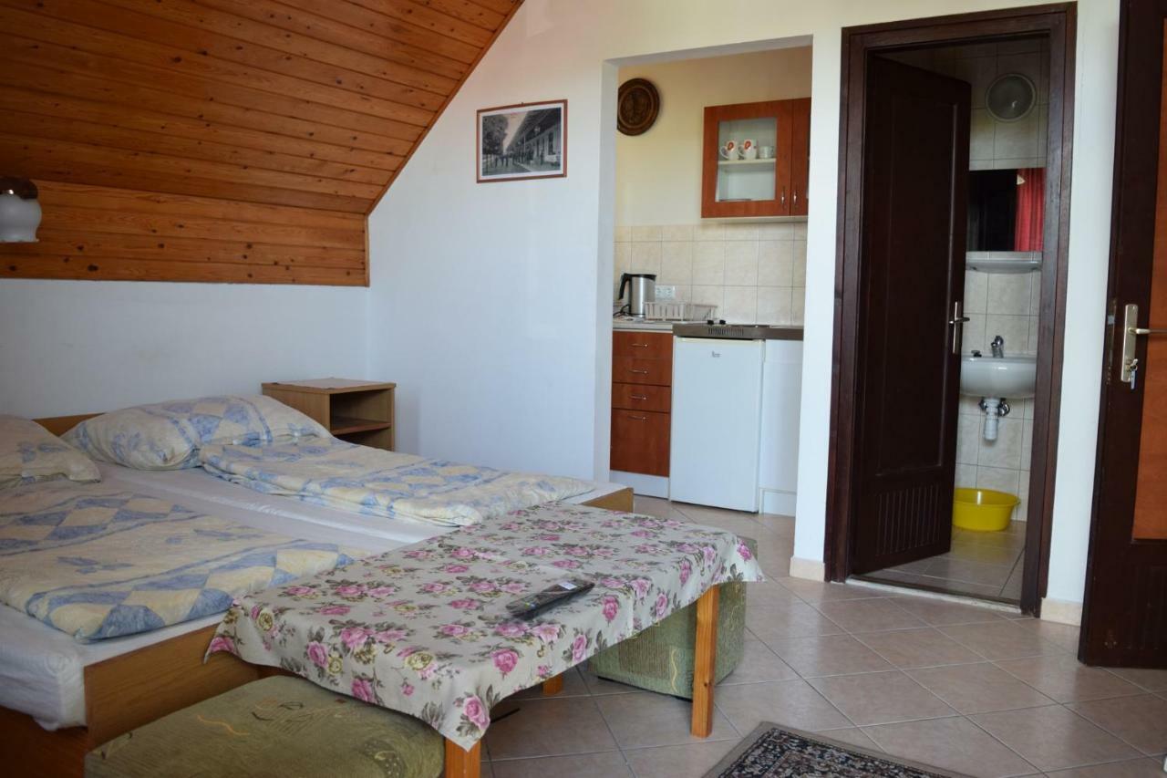 Apartments In Siofok/Balaton 35514 Екстериор снимка